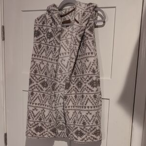 Koolaburra Soft Gray and Cream Vest